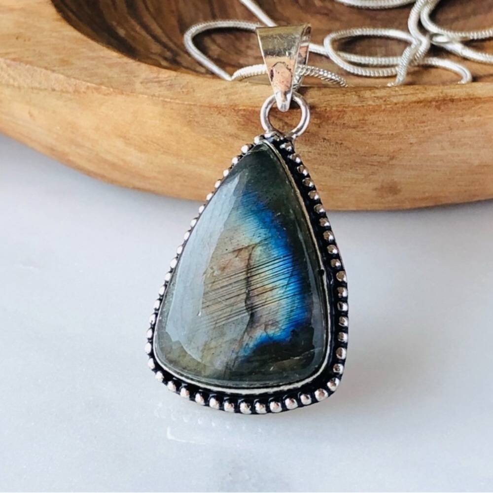 Labradorite Silver Necklace